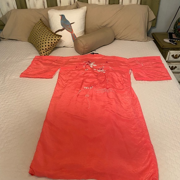 Vintage Japanese Kimono - Picture 6 of 14